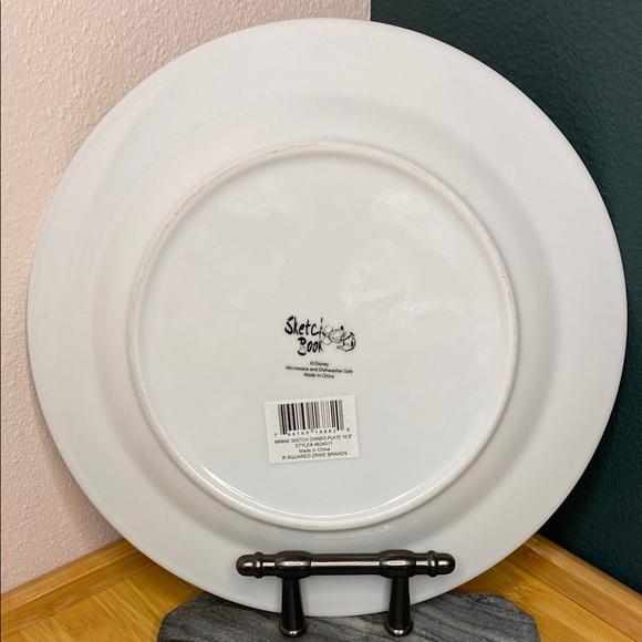 Disney Sketchbook Minnie Mouse Plate - Picture 2 of 5